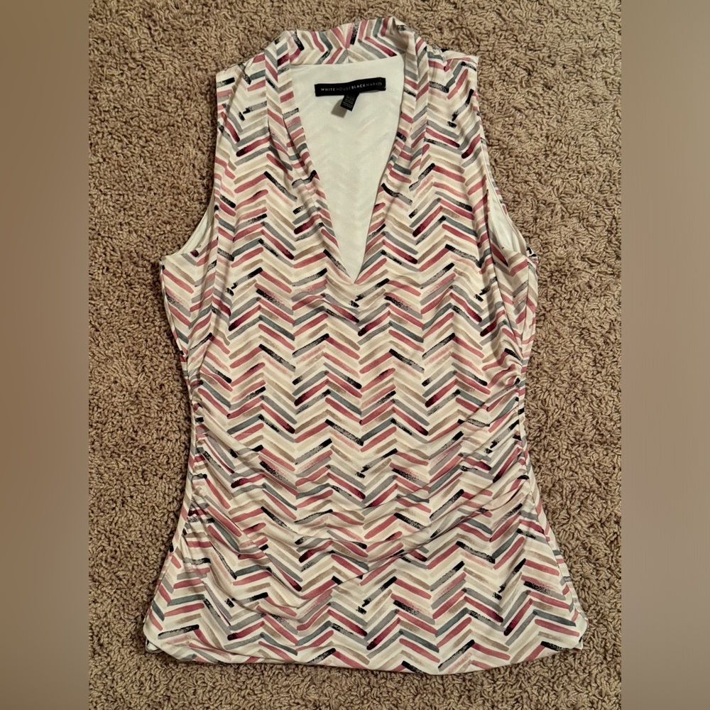 White House Black Market fitted printed blouse